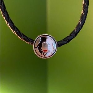 Cruella Deville Pandora like charm